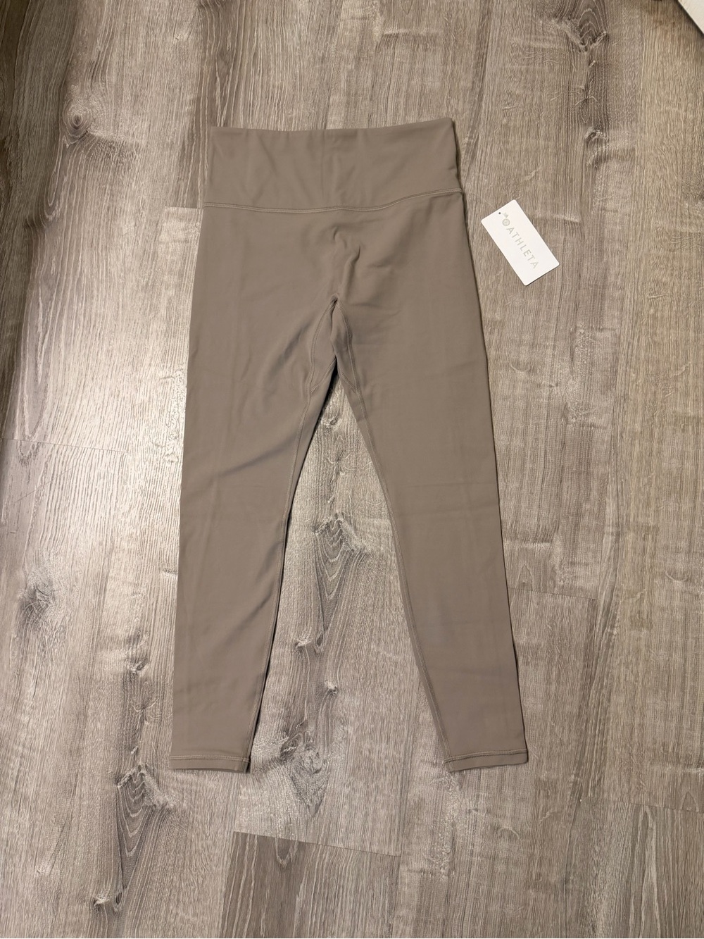 Athleta Women’s Leggings in Taupe - Picture 1 of 3